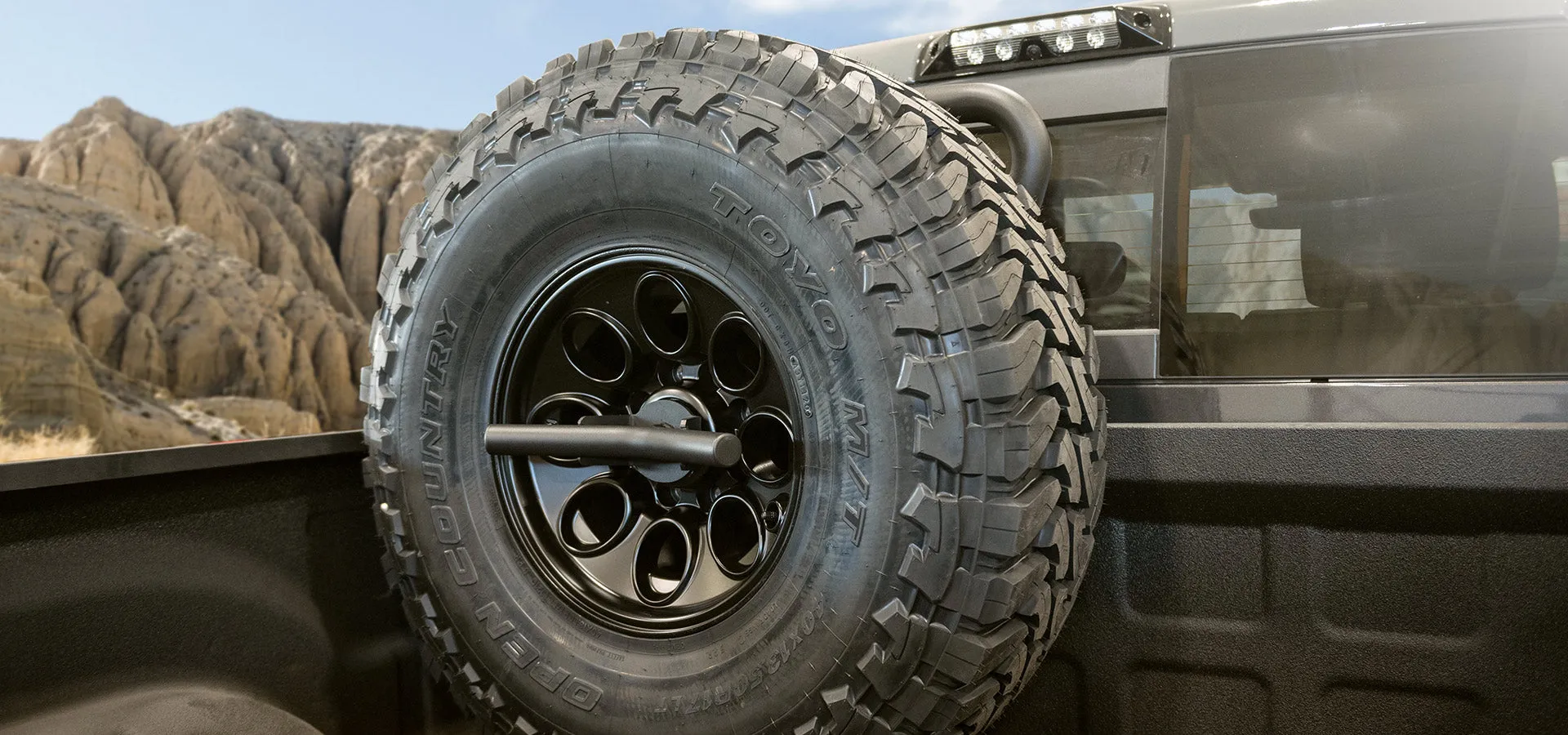 AEV Vertical Tire Mount for  20-up Jeep Gladiator JT
