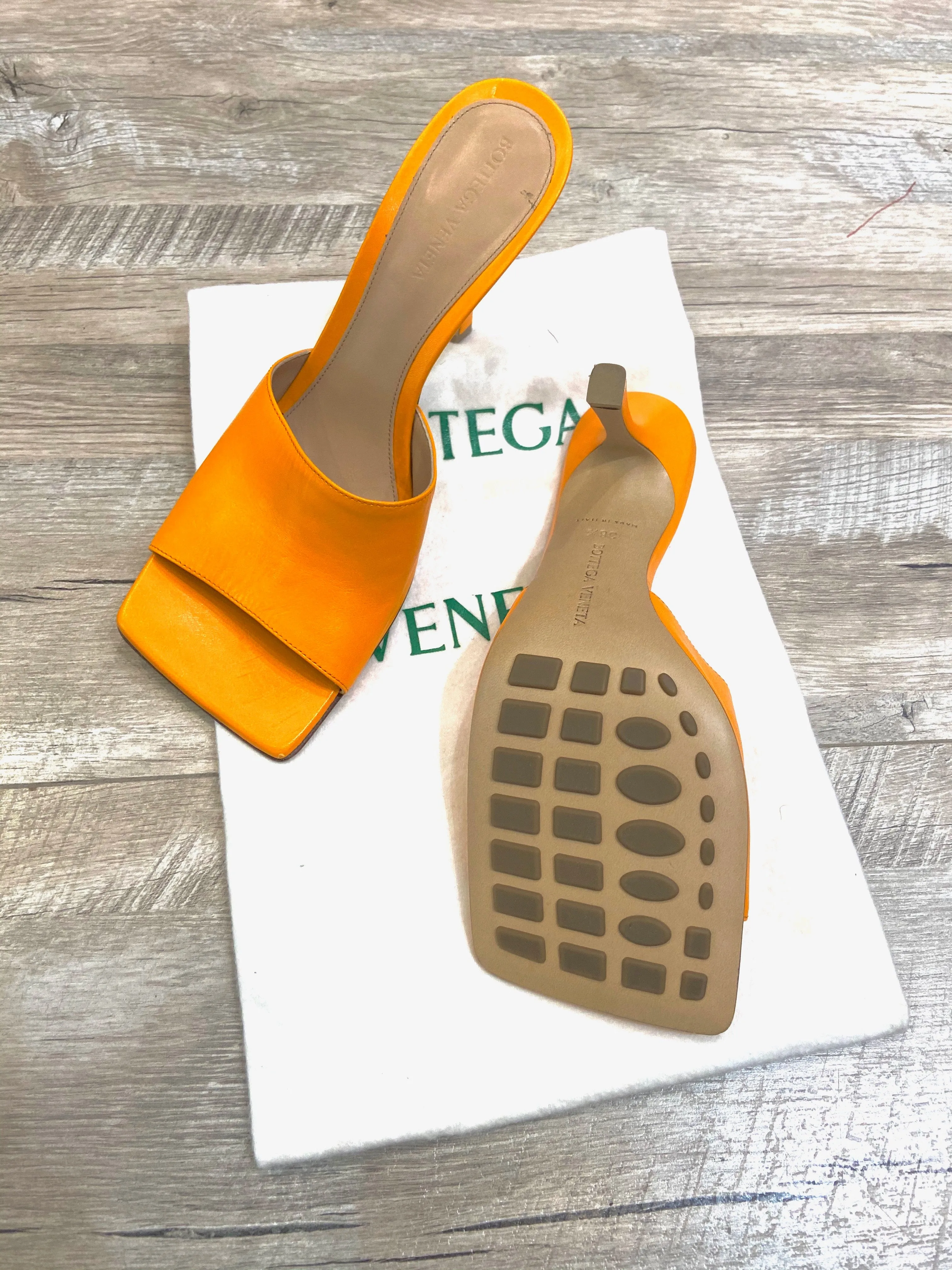 BOTTEGA VENETA STRETCH SALON 03 LEATHER MULES