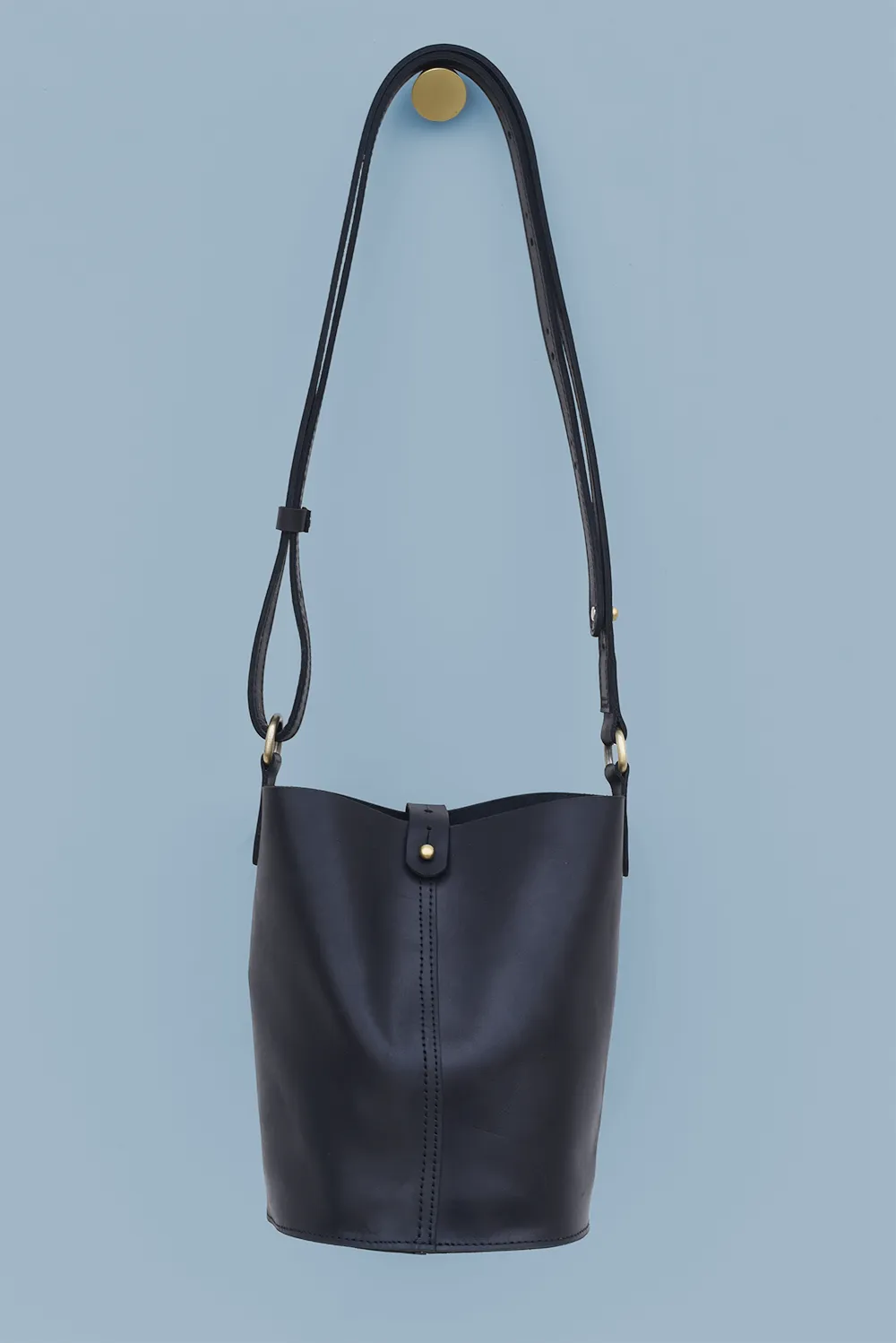 BUCKET BAG