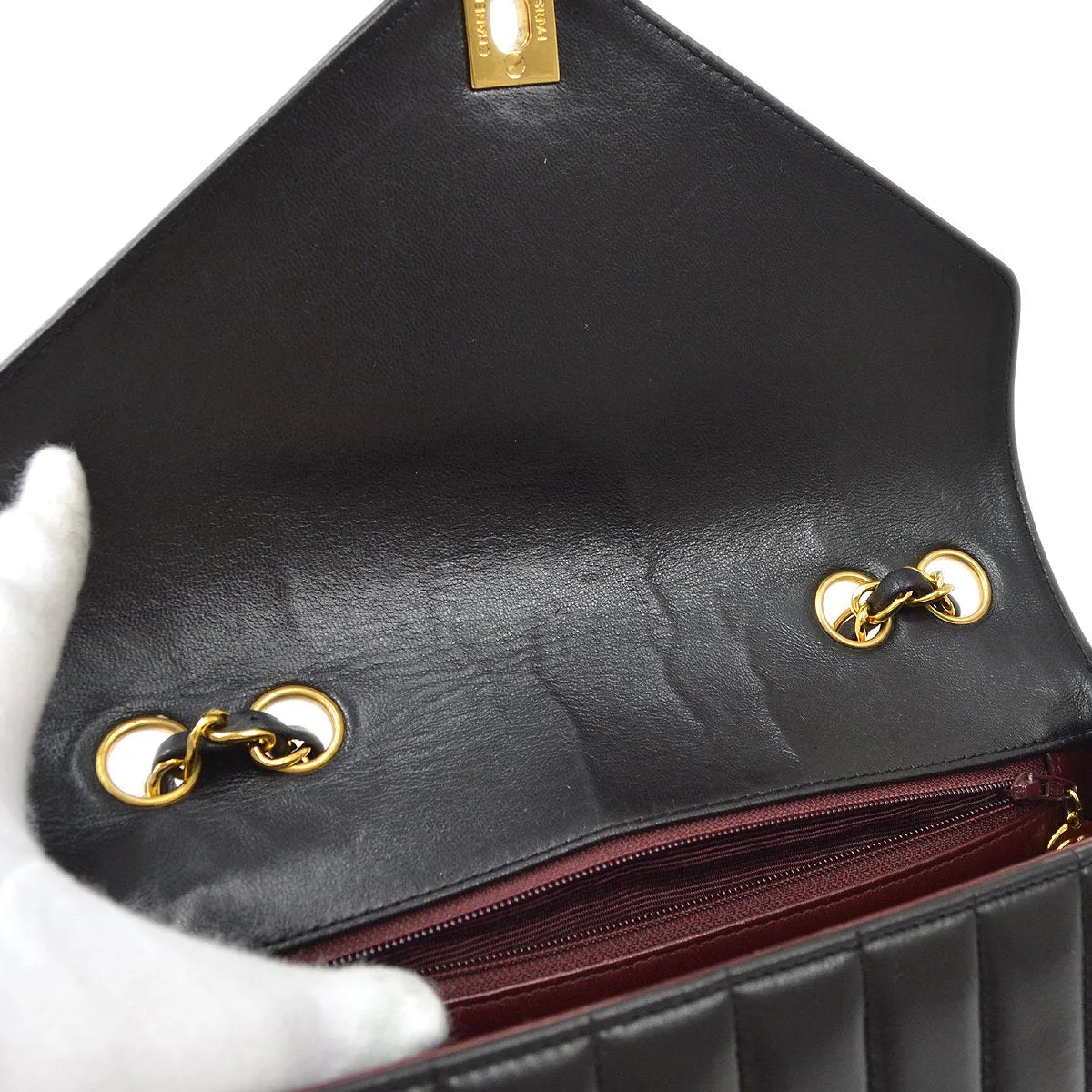CHANEL 1991-1994 Chevron Flap Small Black Lambskin 82059