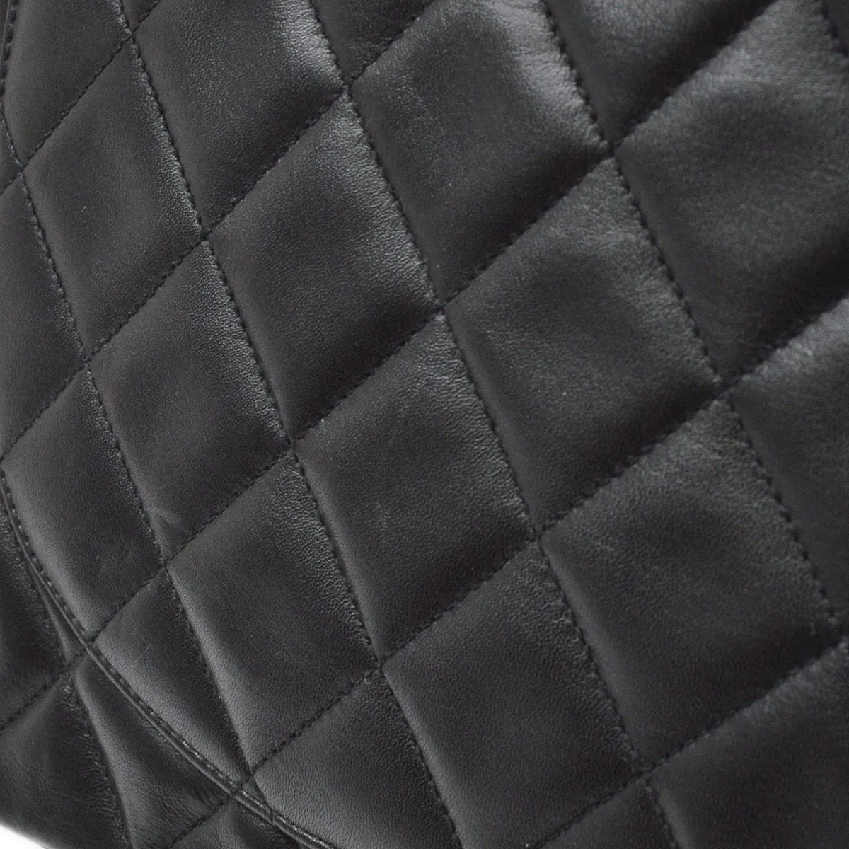 Chanel 1994-1996 Classic Flap Maxi Black Lambskin 70689
