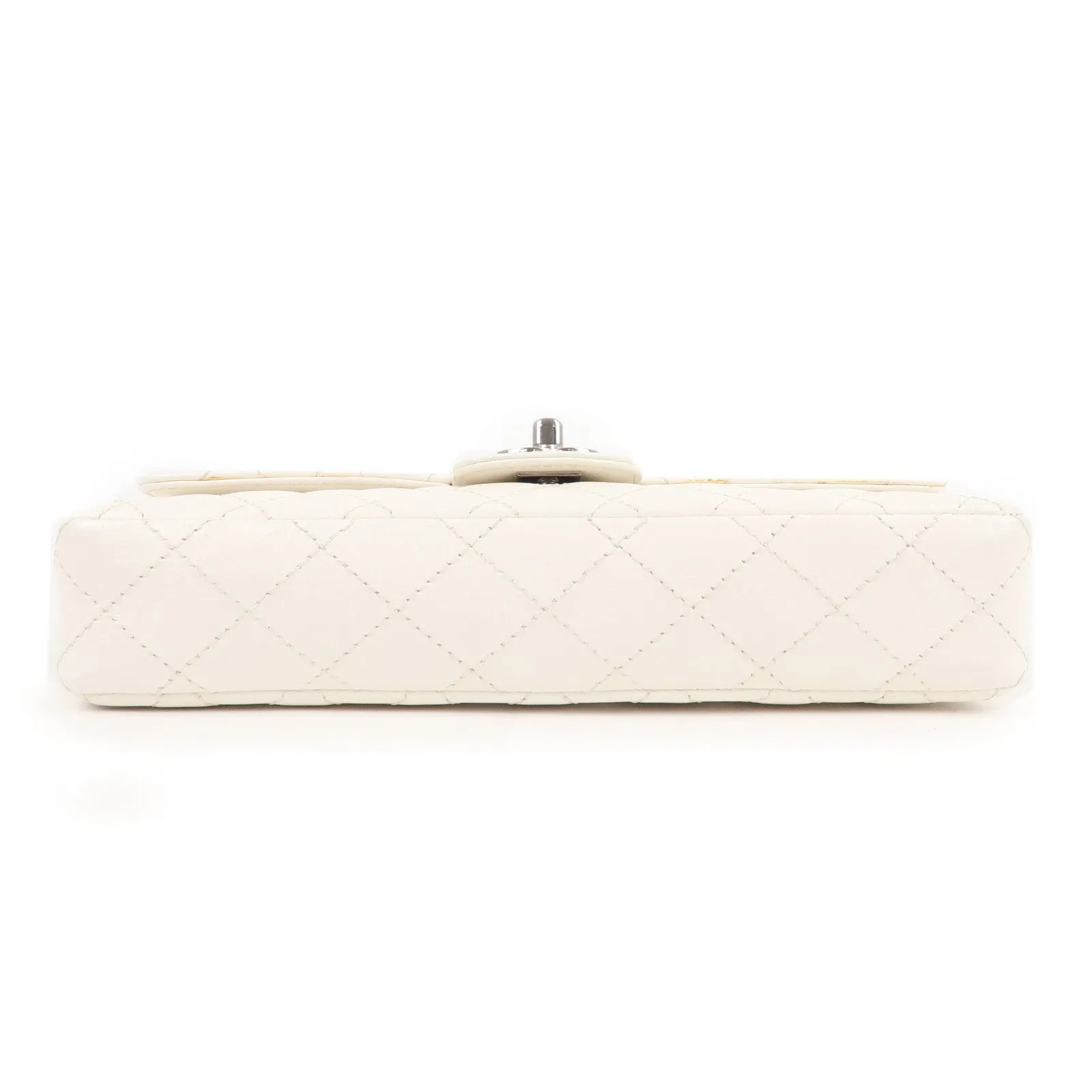 CHANEL Matelasse Caviar Skin Chain Shoulder Bag White