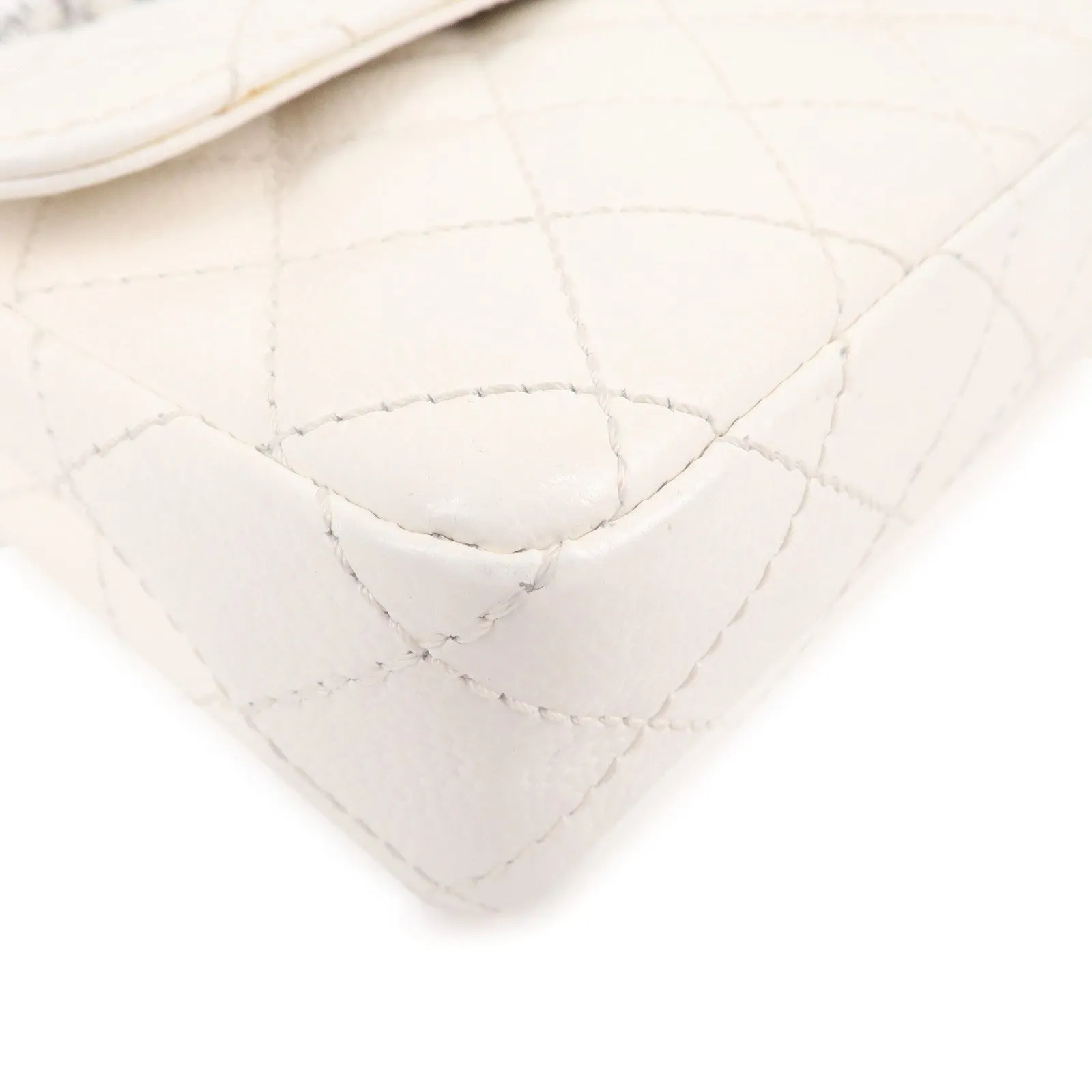 CHANEL Matelasse Caviar Skin Chain Shoulder Bag White