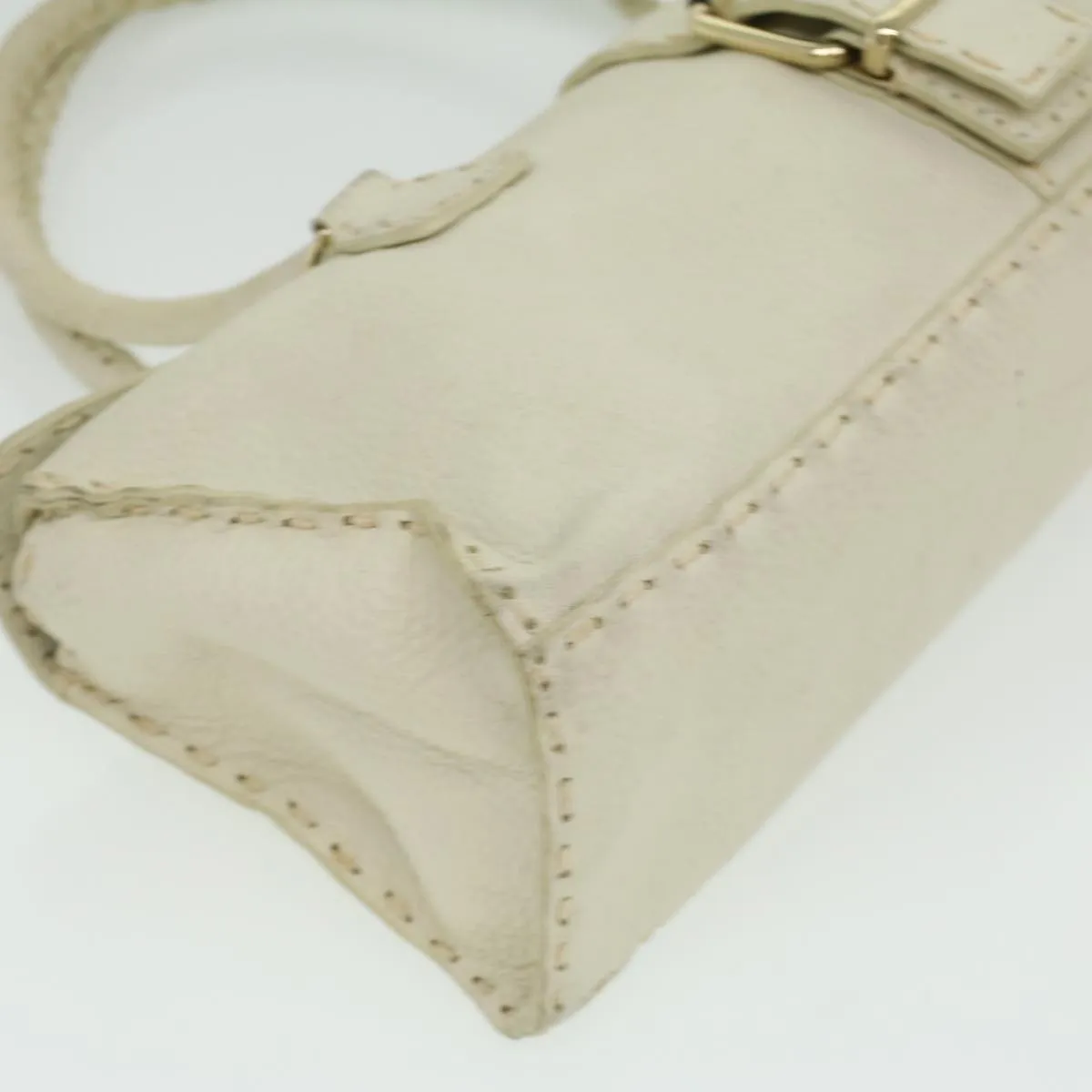 FENDI Celeria Shoulder Bag Leather White Auth ar8736