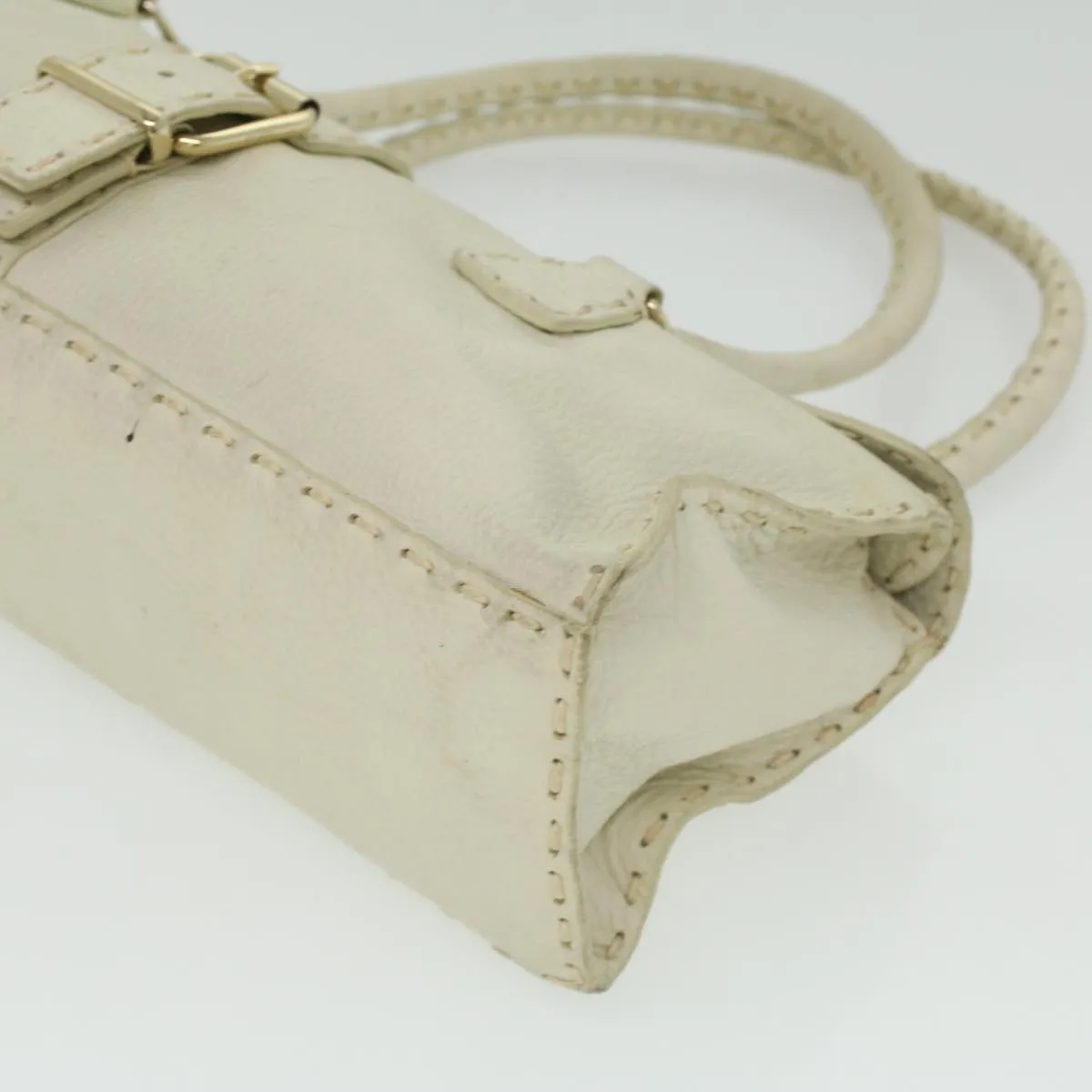 FENDI Celeria Shoulder Bag Leather White Auth ar8736