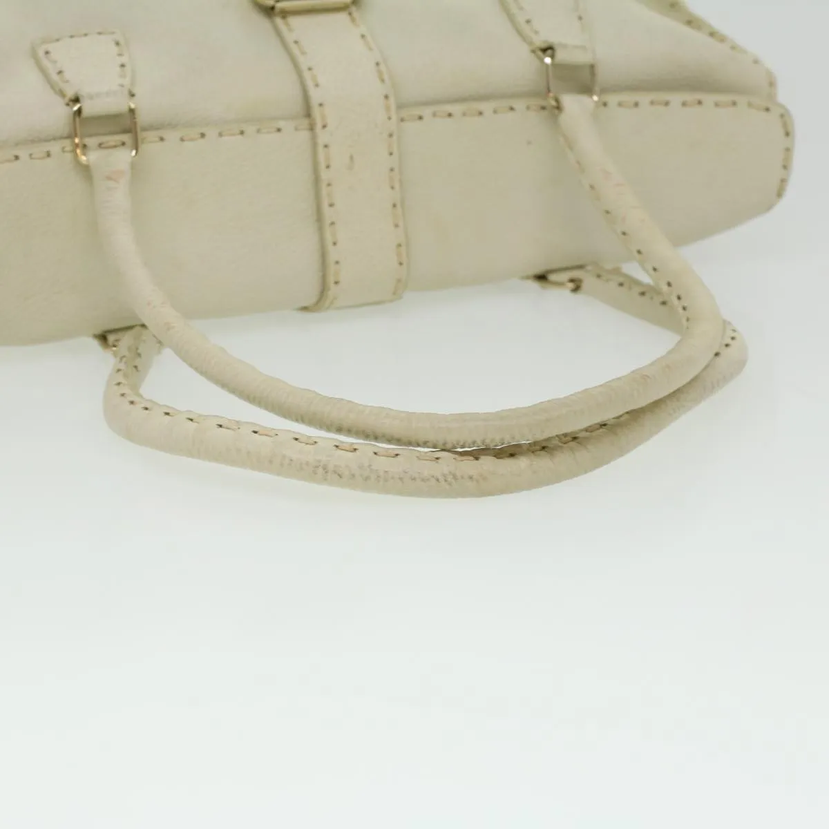FENDI Celeria Shoulder Bag Leather White Auth ar8736