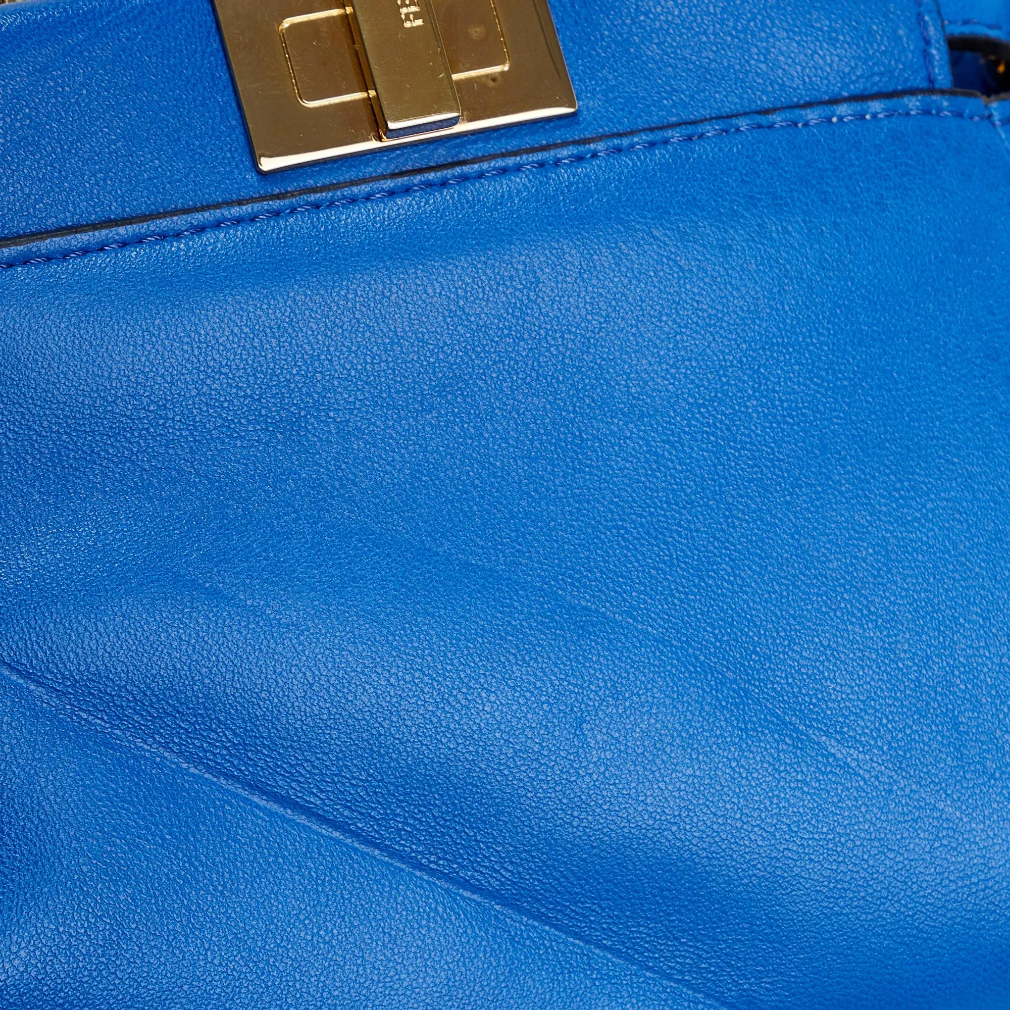 Fendi Micro Peekaboo Satchel (SHG-rVYpXW)
