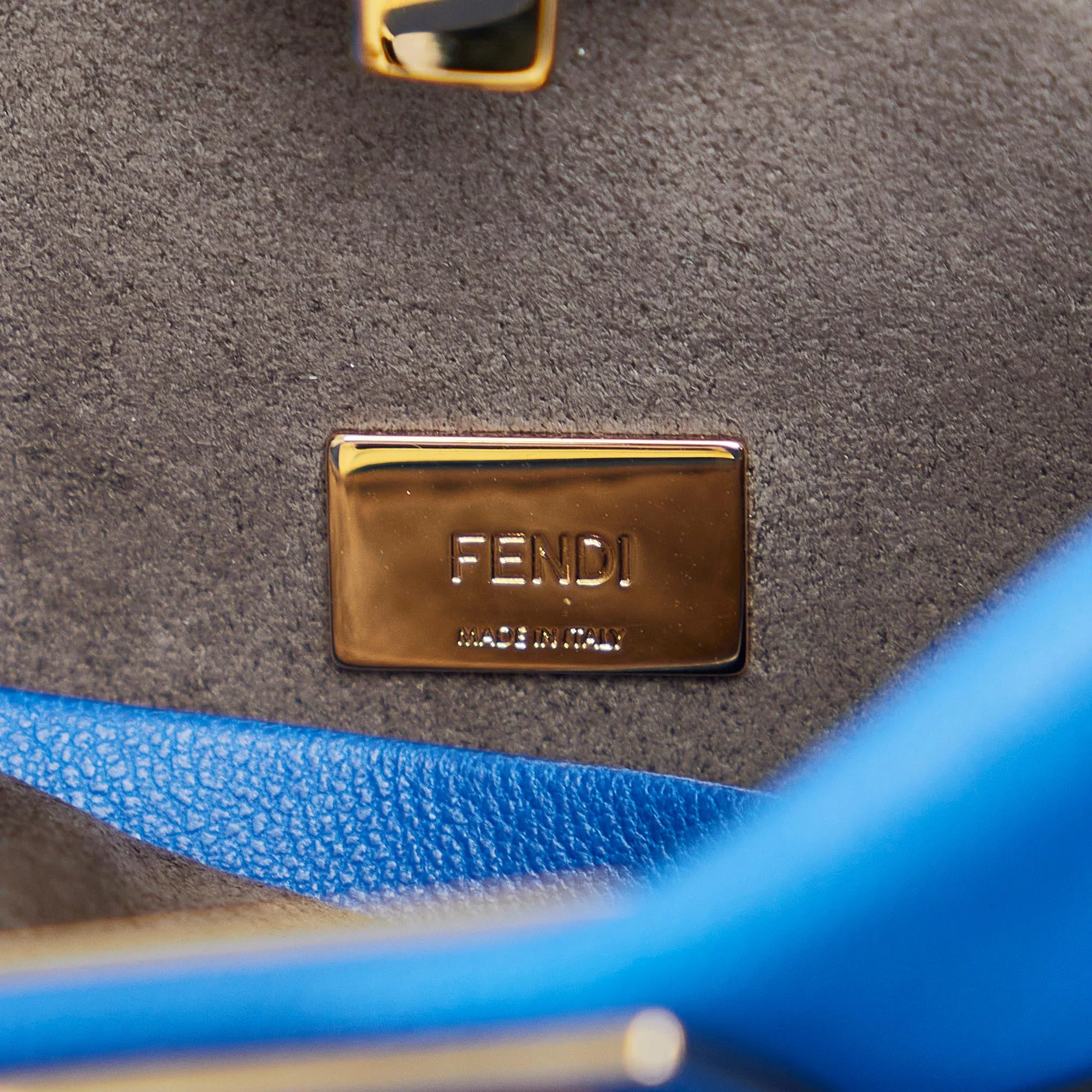 Fendi Micro Peekaboo Satchel (SHG-rVYpXW)