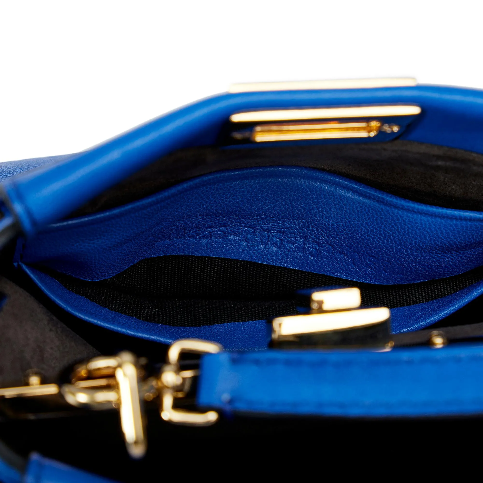 Fendi Micro Peekaboo Satchel (SHG-rVYpXW)