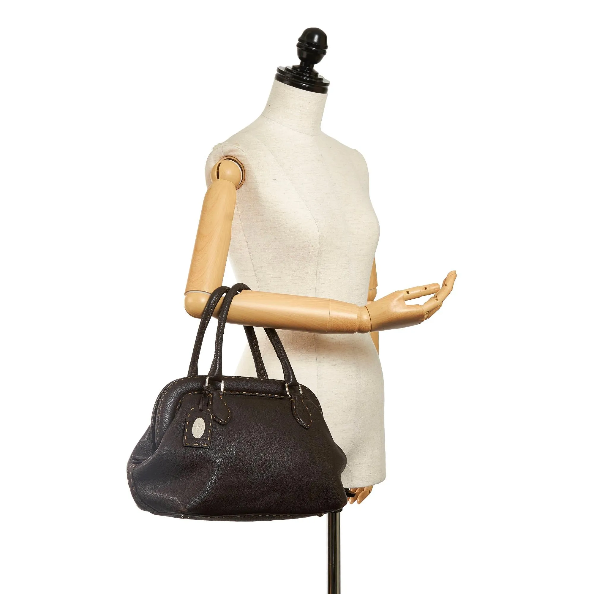 Fendi Selleria Leather Handbag (SHG-37198)