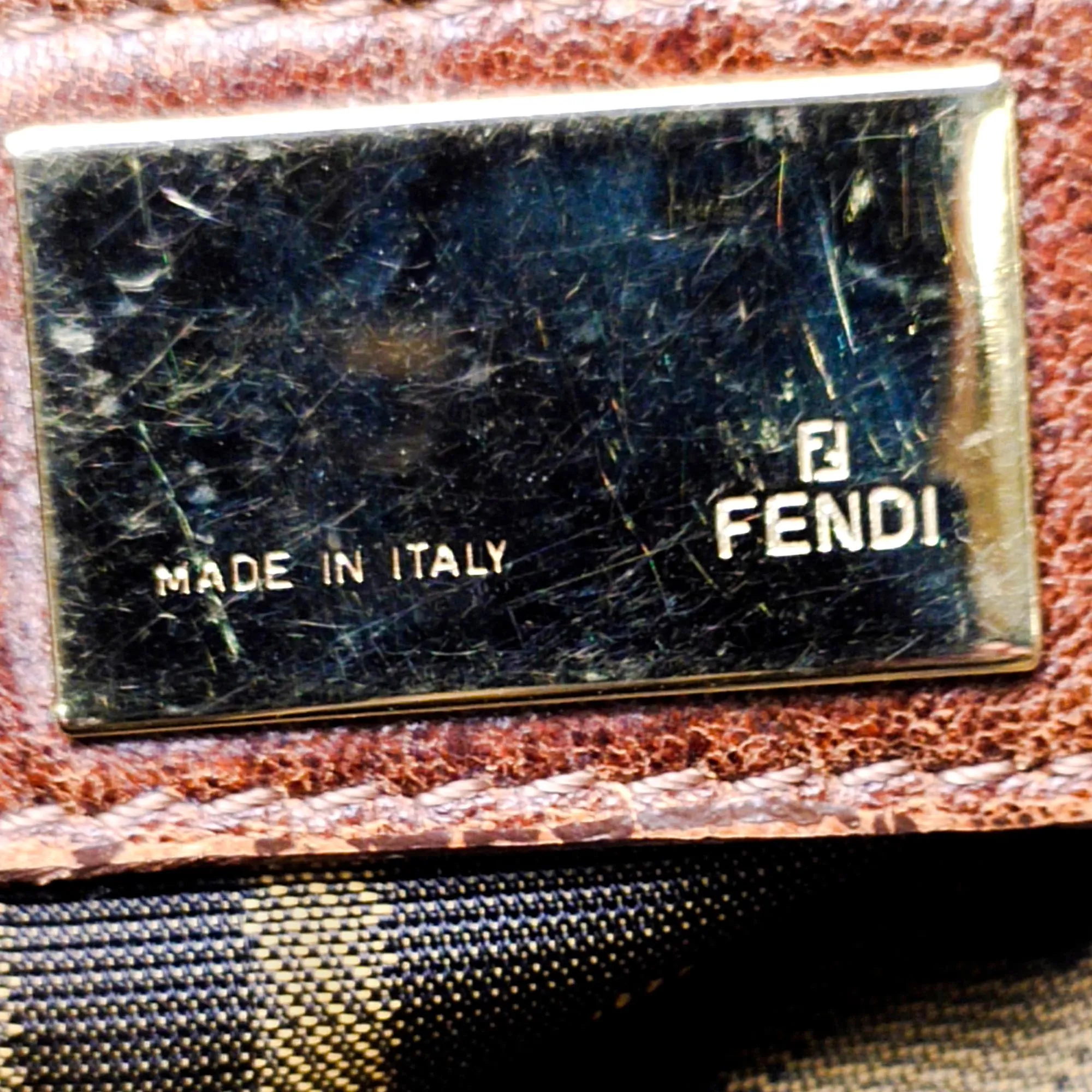 Fendi Spy Leather Hobo Bag (SHG-35197)