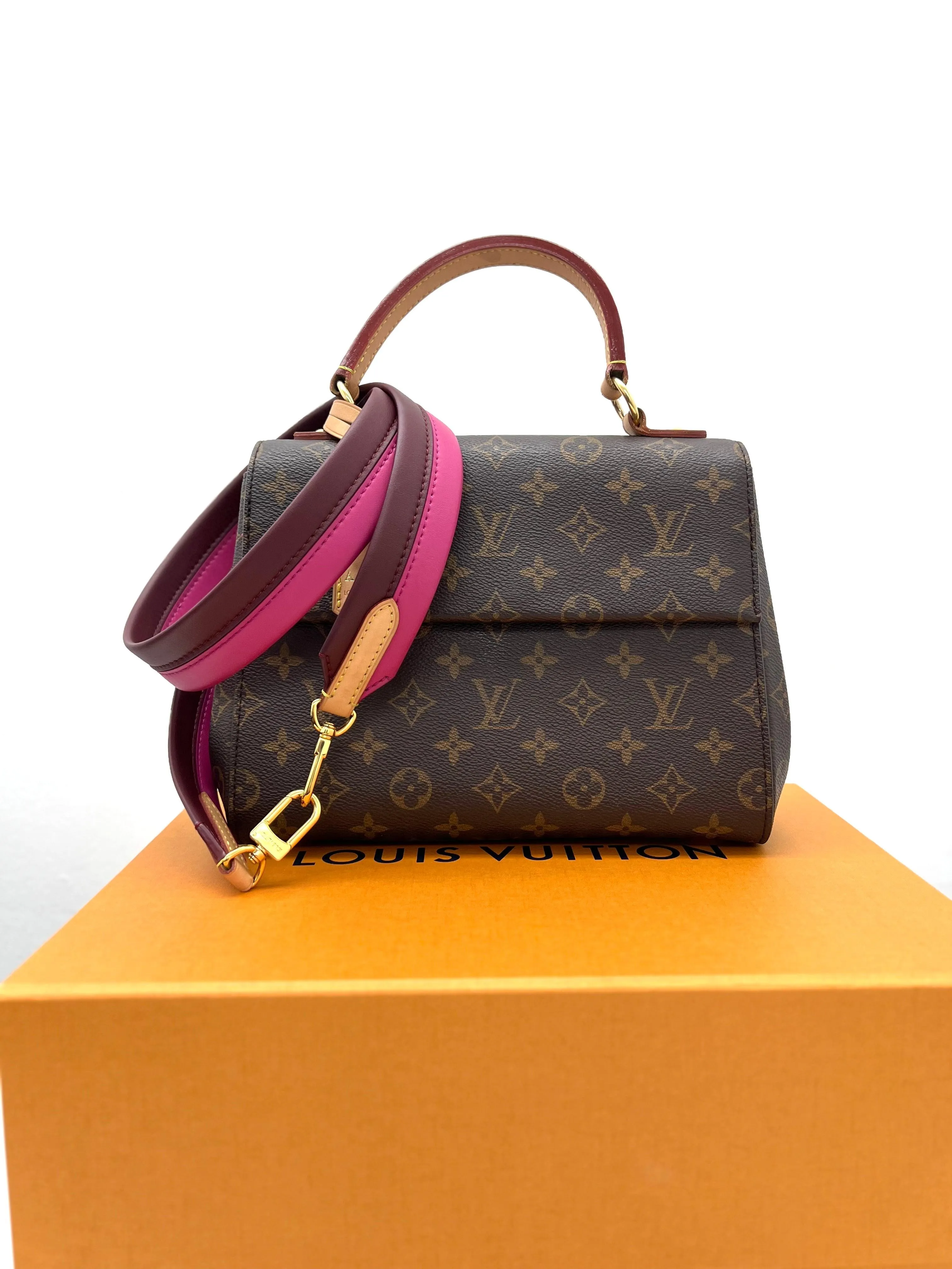 Louis Vuitton Cluny BB Monogram Canvas