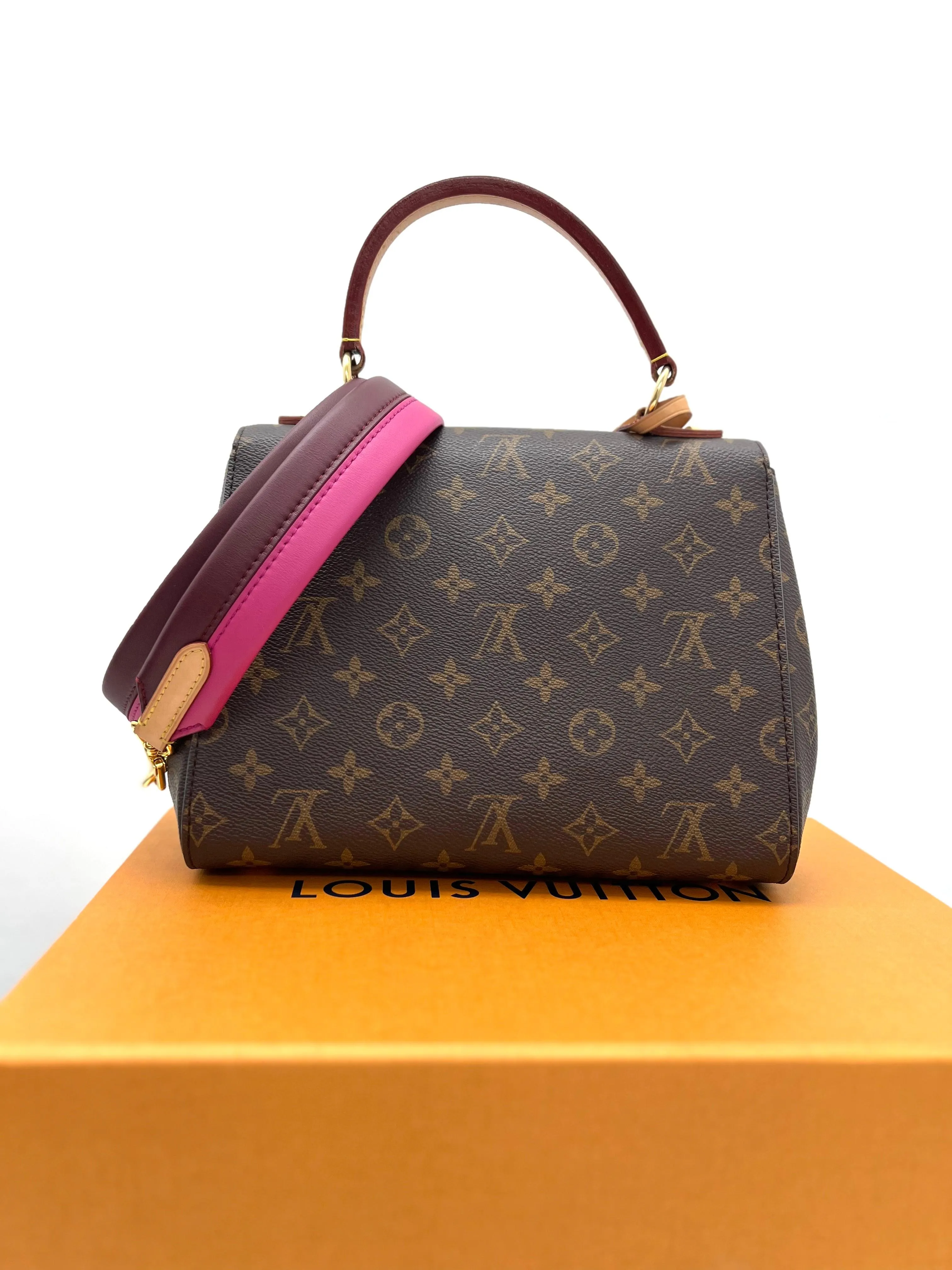 Louis Vuitton Cluny BB Monogram Canvas