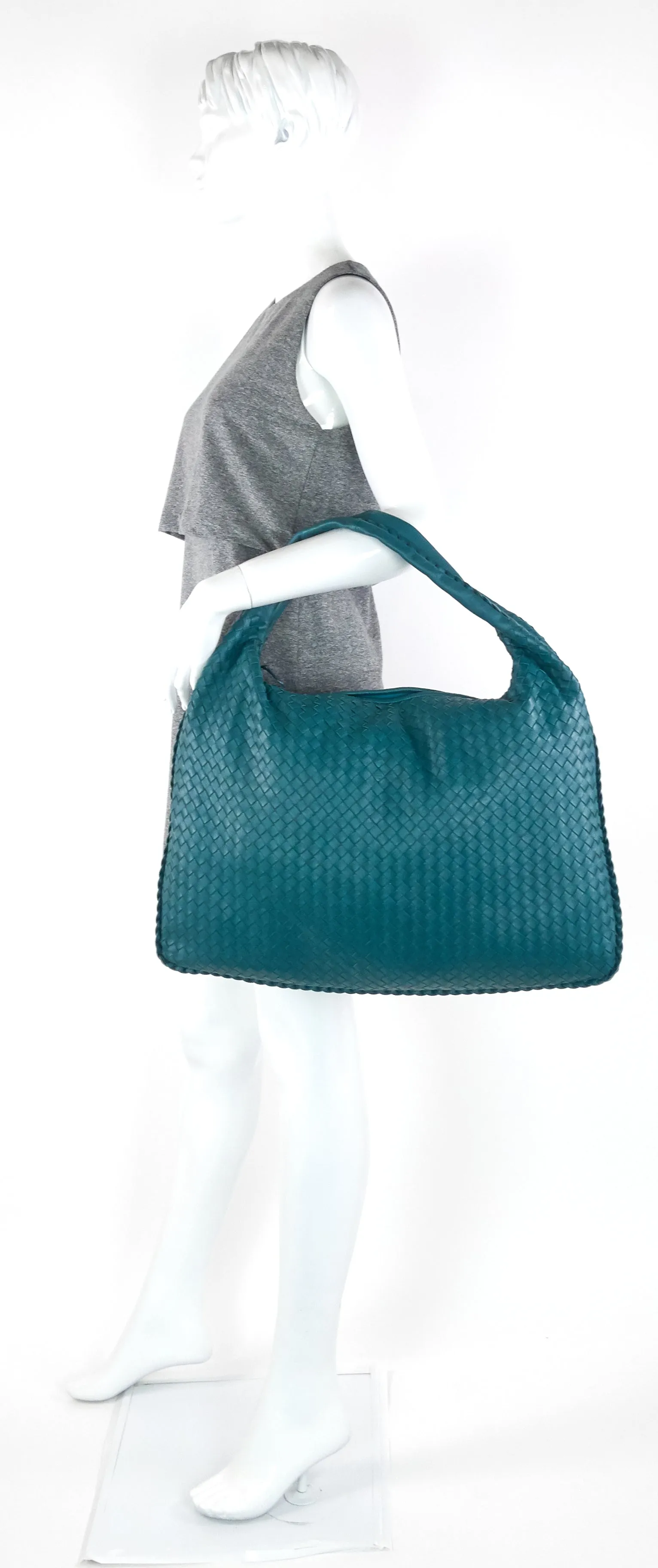 Maxi Veneta Intrecciato Nappa Leather Bag