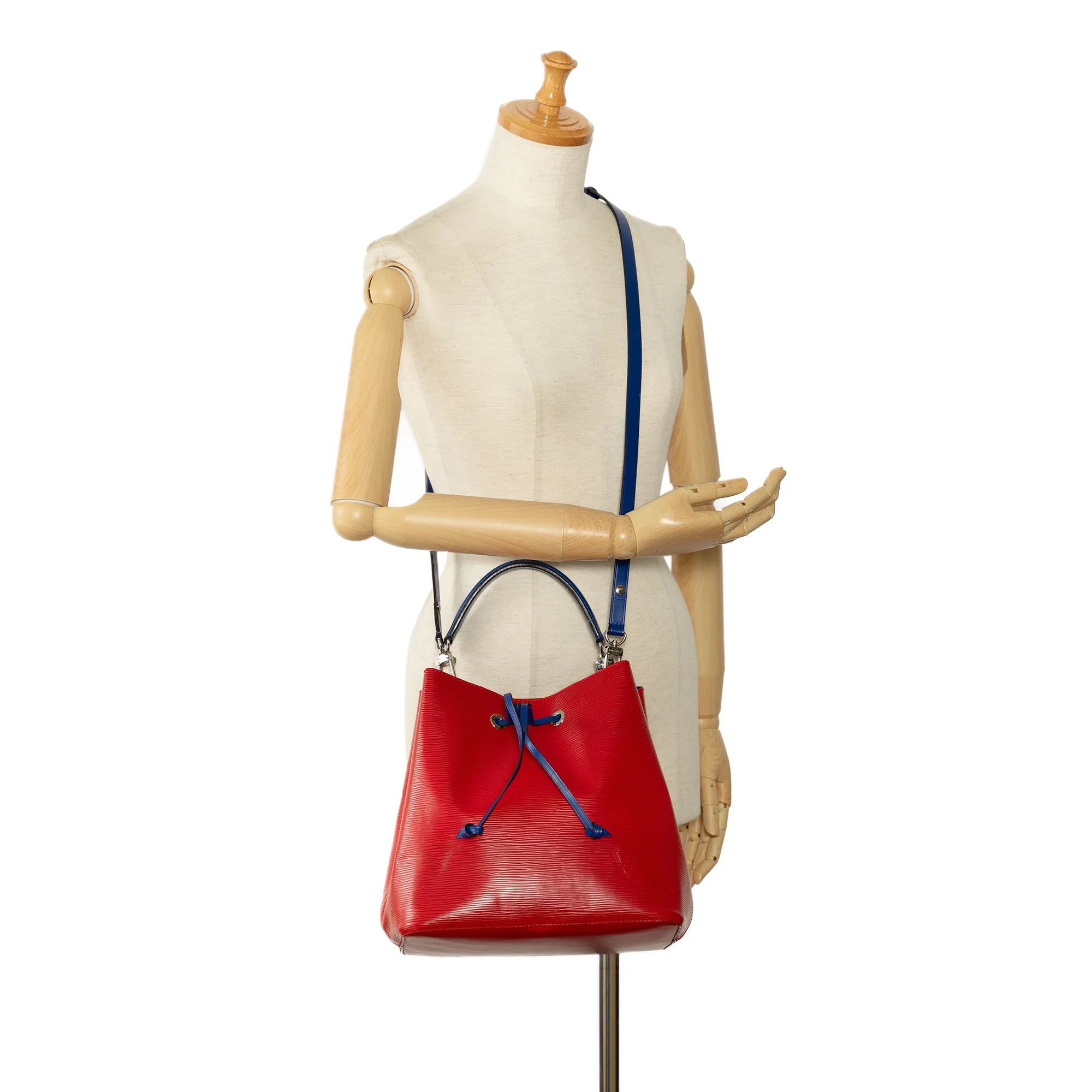 Red Louis Vuitton Epi NeoNoe MM Bucket Bag
