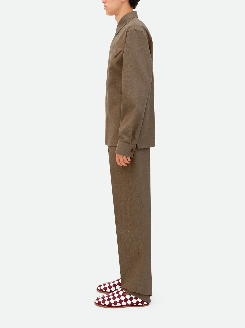 Triangle-pocket overshirt