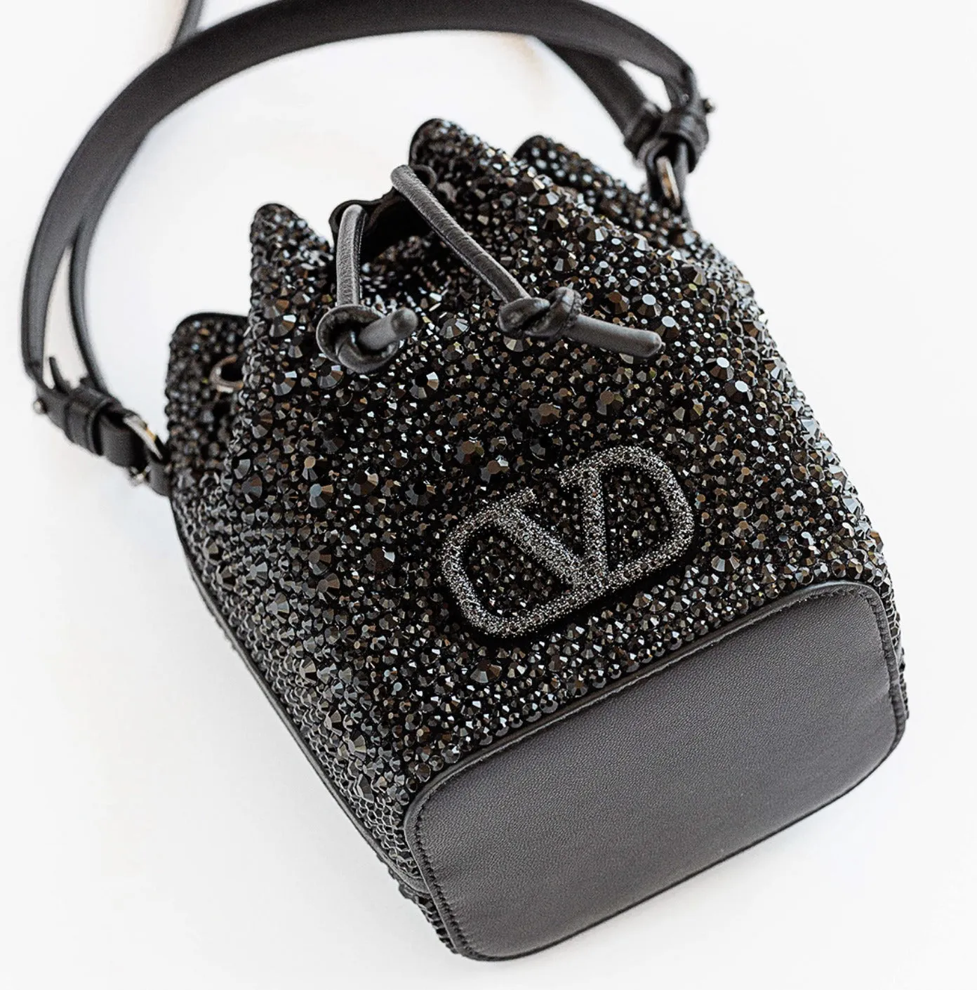 VALENTINO - VLOGO BLACK CRYSTAL BUCKET BAG CROSSBODY